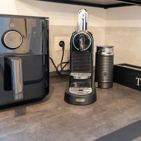 Apartamento Modernes Augusta Am Rhein, Vollausgestattet, Ruhig Und Verkehrsgünstig Gelegen Coblenza