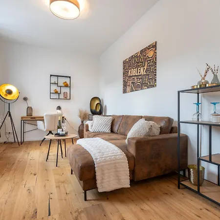 Apartamento Modernes Augusta Am Rhein, Vollausgestattet, Ruhig Und Verkehrsgünstig Gelegen *