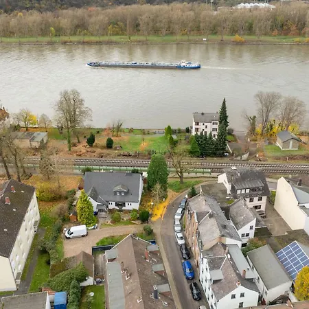 Modernes Augusta Am Rhein, Vollausgestattet, Ruhig Und Verkehrsguenstig Gelegen Apartament *