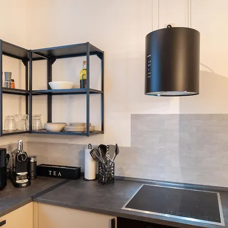 Modernes Augusta Am Rhein, Vollausgestattet, Ruhig Und Verkehrsgünstig Gelegen Apartamento *