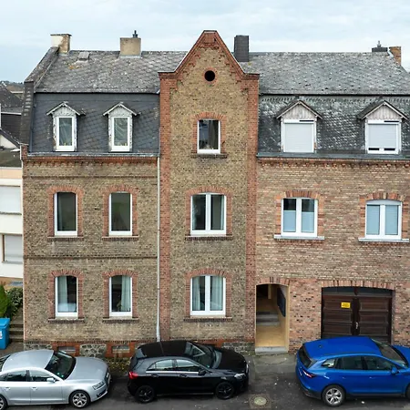 Modernes Augusta Am Rhein, Vollausgestattet, Ruhig Und Verkehrsgünstig Gelegen