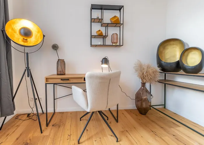 Modernes Augusta Am Rhein, Vollausgestattet, Ruhig Und Verkehrsguenstig Gelegen شقة